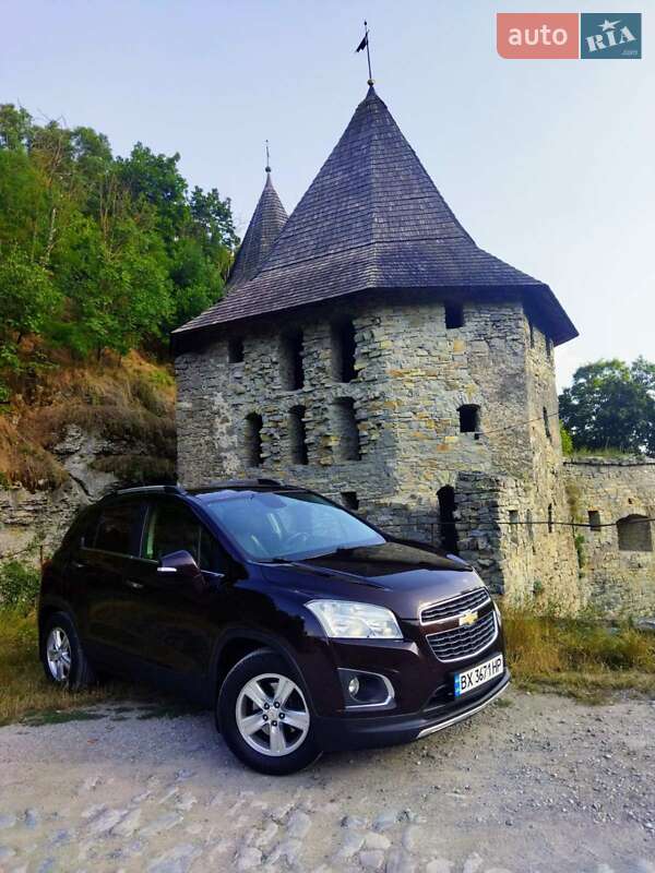 Внедорожник / Кроссовер Chevrolet Tracker 2014 в Каменец-Подольском