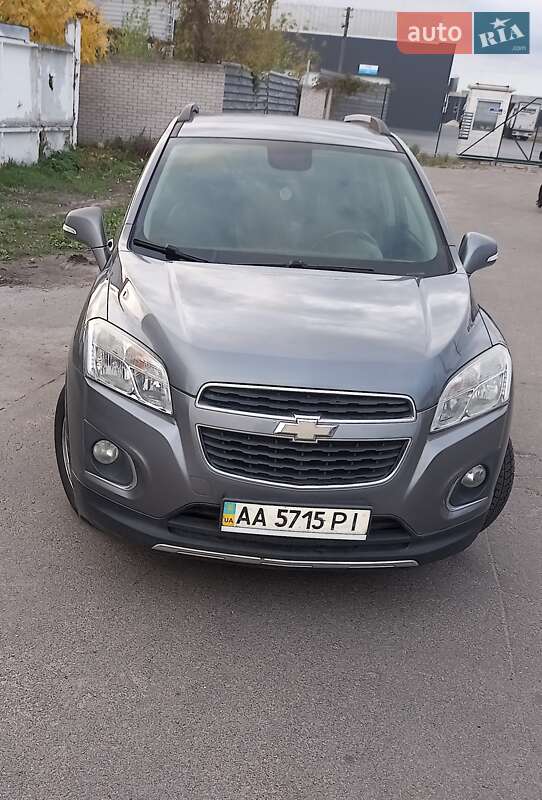 Внедорожник / Кроссовер Chevrolet Tracker 2014 в 