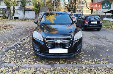 Внедорожник / Кроссовер Chevrolet Tracker 2014 в 