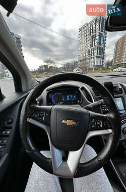 Внедорожник / Кроссовер Chevrolet Tracker 2013 в 