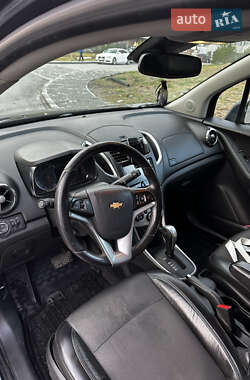 Внедорожник / Кроссовер Chevrolet Tracker 2013 в 