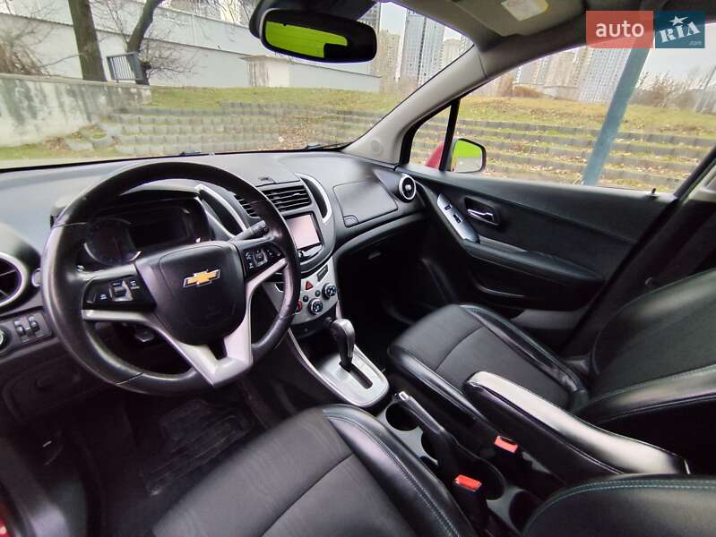Внедорожник / Кроссовер Chevrolet Tracker 2014 в Киеве