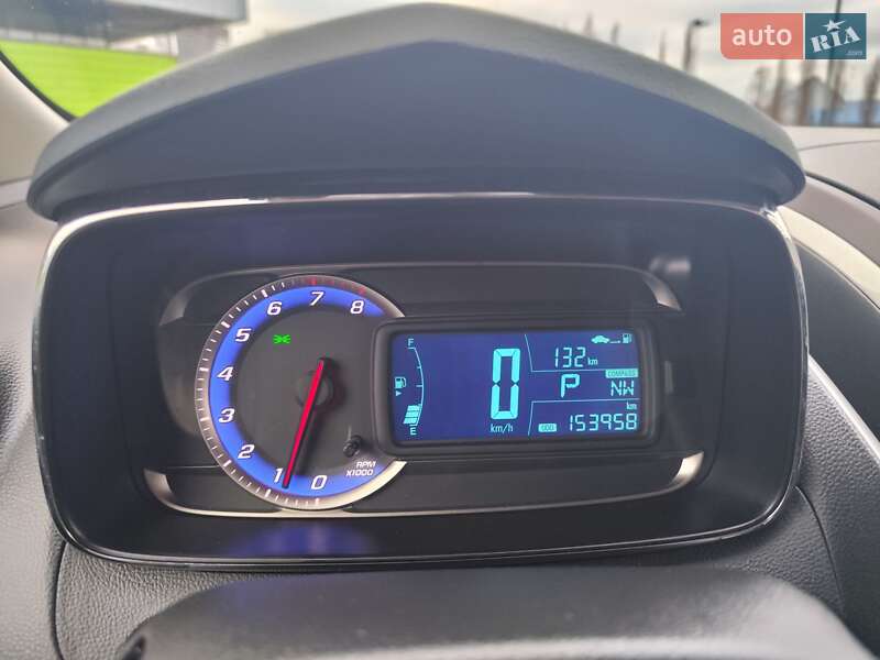 Внедорожник / Кроссовер Chevrolet Tracker 2014 в Киеве