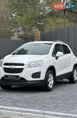 Позашляховик / Кросовер Chevrolet Tracker 2014 в 