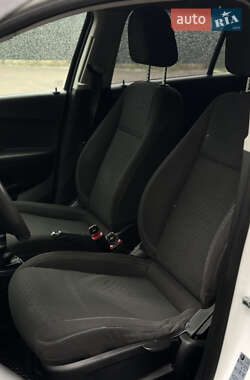 Позашляховик / Кросовер Chevrolet Tracker 2014 в 