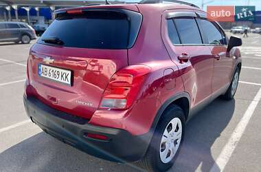Внедорожник / Кроссовер Chevrolet Tracker 2014 в 