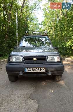 Позашляховик / Кросовер Chevrolet Tracker 1998 в Харкові