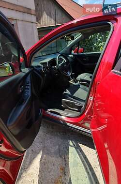 Внедорожник / Кроссовер Chevrolet Tracker 2014 в 