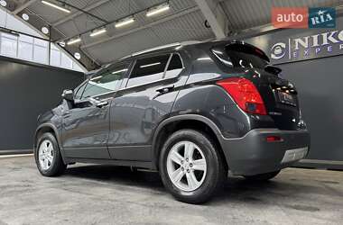 Внедорожник / Кроссовер Chevrolet Tracker 2013 в 