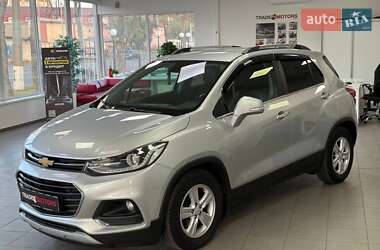 Внедорожник / Кроссовер Chevrolet Tracker 2017 в 
