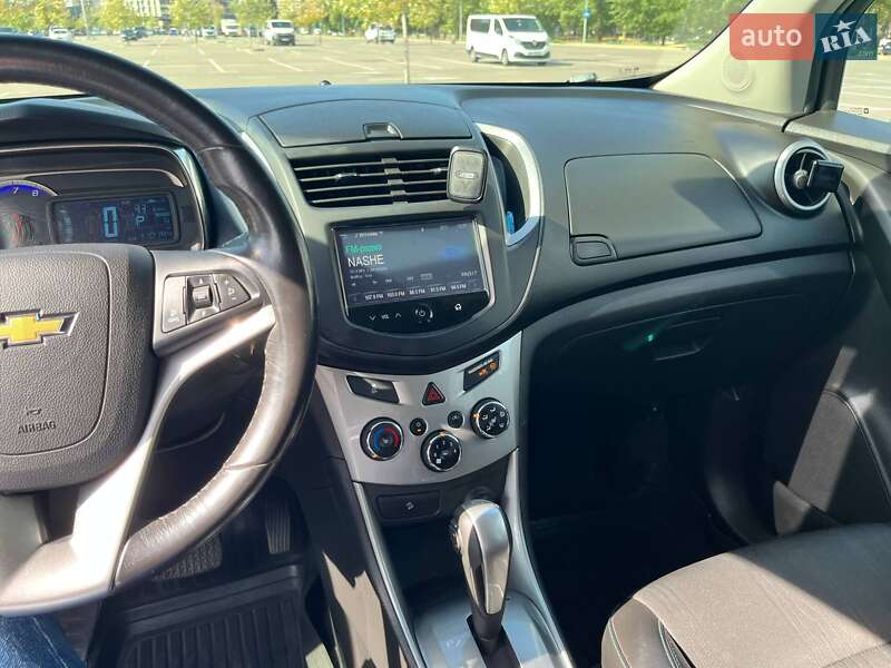 Внедорожник / Кроссовер Chevrolet Tracker 2014 в Киеве фото 7 Внедорожник / Кроссовер Chevrolet Tracker 2014 в Киеве