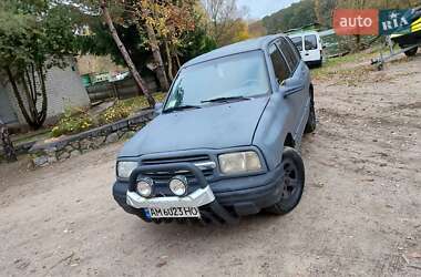 Позашляховик / Кросовер Chevrolet Tracker 2000 в Житомирі
