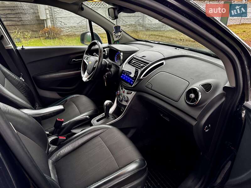 Внедорожник / Кроссовер Chevrolet Tracker 2013 в Киеве