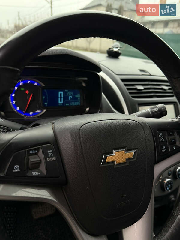 Позашляховик / Кросовер Chevrolet Tracker 2014 в Сумах