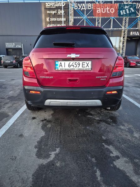 Внедорожник / Кроссовер Chevrolet Tracker 2014 в Обухове