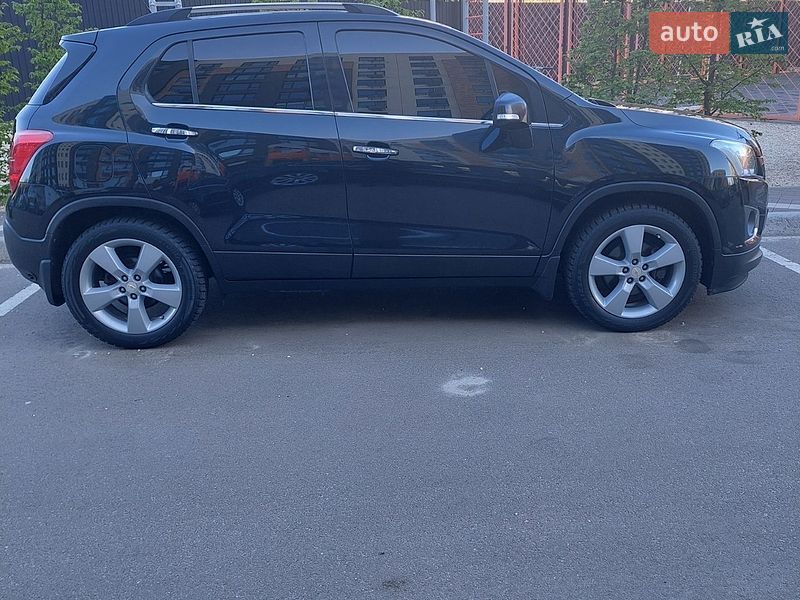 Внедорожник / Кроссовер Chevrolet Tracker 2013 в Борисполе