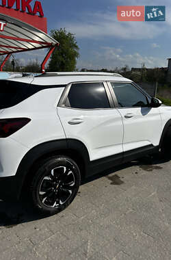 Позашляховик / Кросовер Chevrolet TrailBlazer 2023 в 