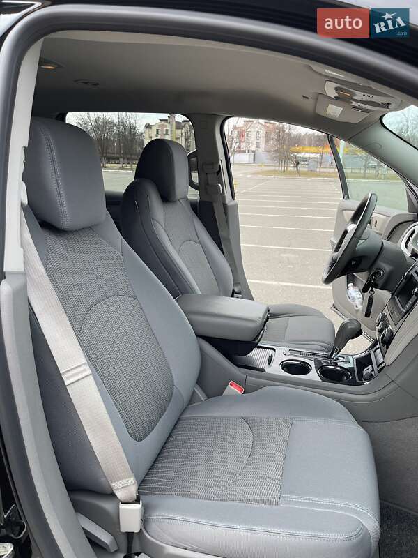 Внедорожник / Кроссовер Chevrolet Traverse 2017 в Броварах