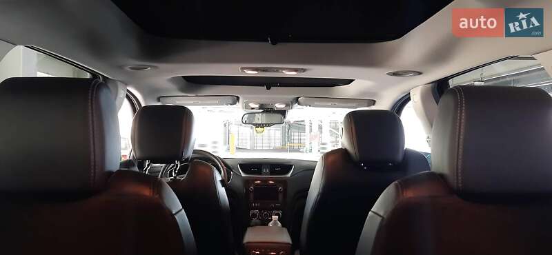 Внедорожник / Кроссовер Chevrolet Traverse 2017 в Киеве