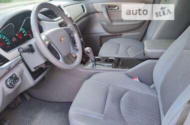 Внедорожник / Кроссовер Chevrolet Traverse 2015 в 