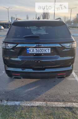 Внедорожник / Кроссовер Chevrolet Traverse 2021 в Киеве