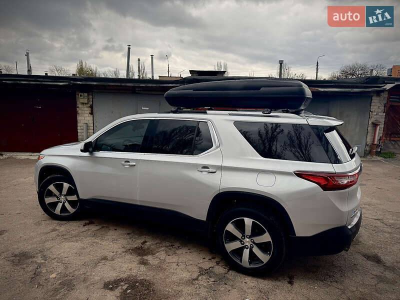 Внедорожник / Кроссовер Chevrolet Traverse 2018 в Киеве