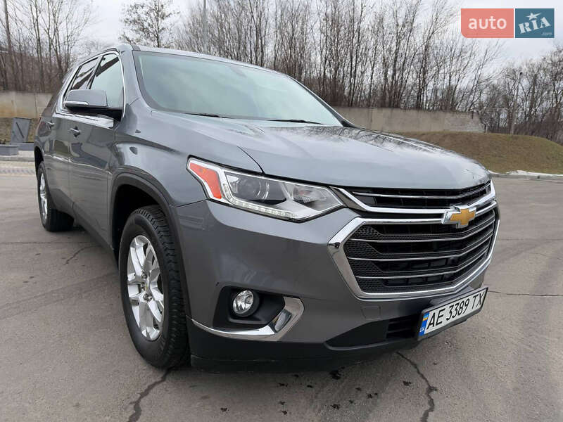 Позашляховик / Кросовер Chevrolet Traverse 2017 в Дніпрі