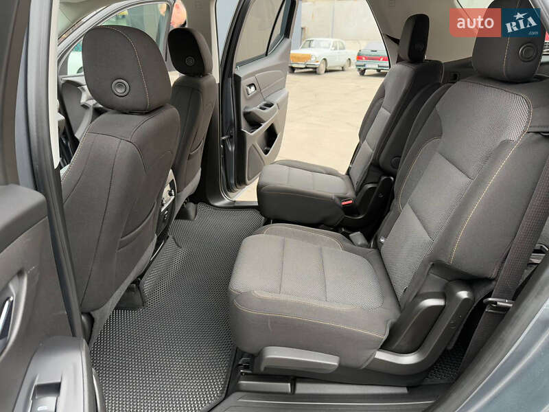 Позашляховик / Кросовер Chevrolet Traverse 2017 в Дніпрі