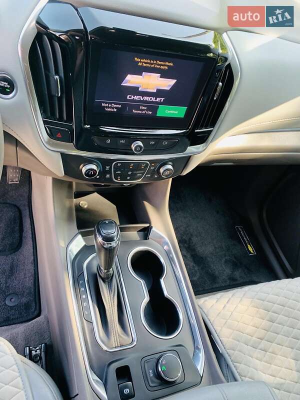 Внедорожник / Кроссовер Chevrolet Traverse 2020 в Киеве