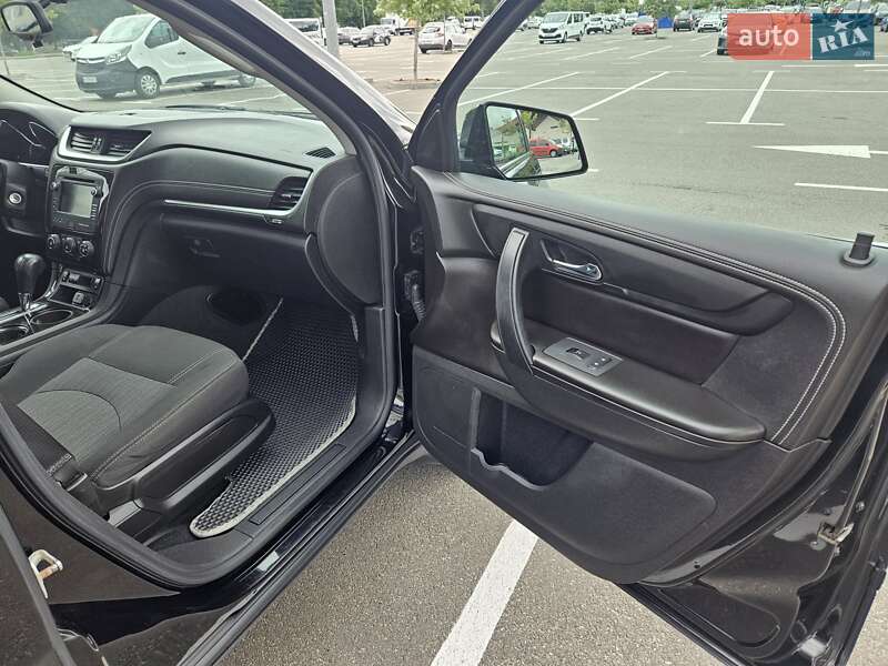 Позашляховик / Кросовер Chevrolet Traverse 2016 в Києві фото 13 Позашляховик / Кросовер Chevrolet Traverse 2016 в Києві