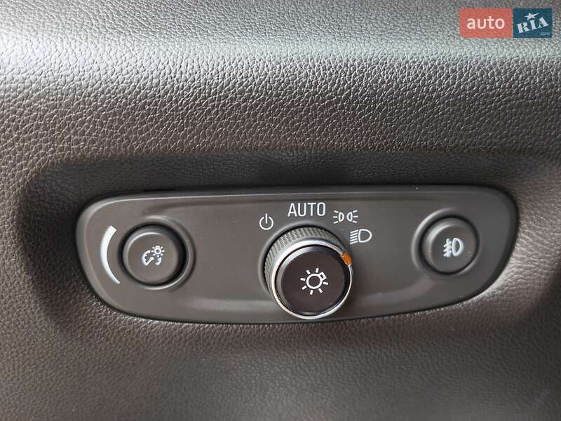 Внедорожник / Кроссовер Chevrolet Traverse 2018 в Днепре