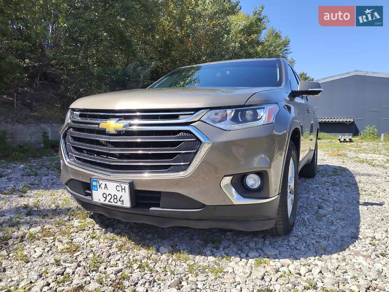 Внедорожник / Кроссовер Chevrolet Traverse 2019 в Киеве