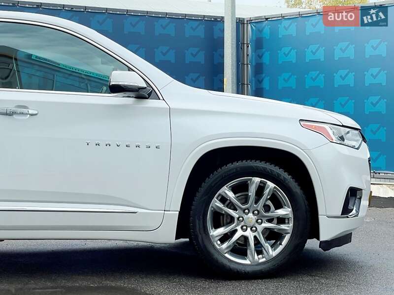 Внедорожник / Кроссовер Chevrolet Traverse 2018 в Киеве