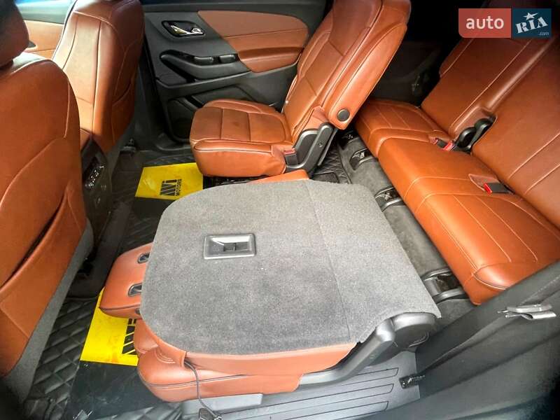 Внедорожник / Кроссовер Chevrolet Traverse 2018 в Киеве