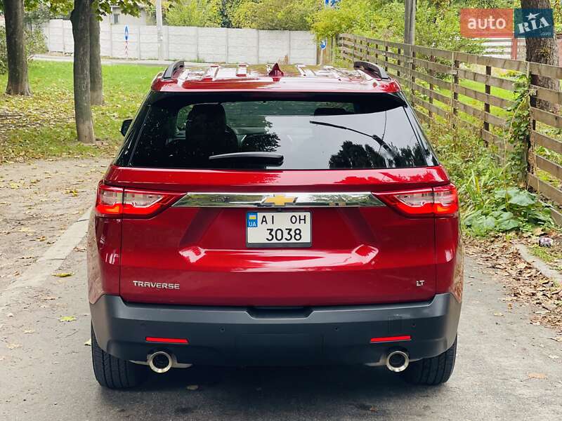 Внедорожник / Кроссовер Chevrolet Traverse 2020 в Киеве