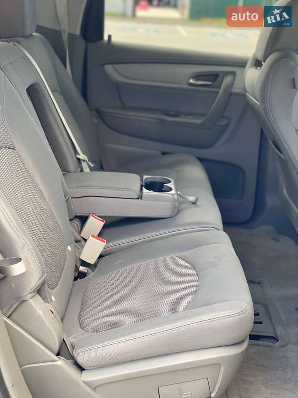 Позашляховик / Кросовер Chevrolet Traverse 2017 в Києві фото 45 Позашляховик / Кросовер Chevrolet Traverse 2017 в Києві