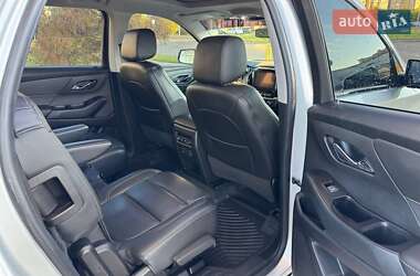 Внедорожник / Кроссовер Chevrolet Traverse 2019 в 