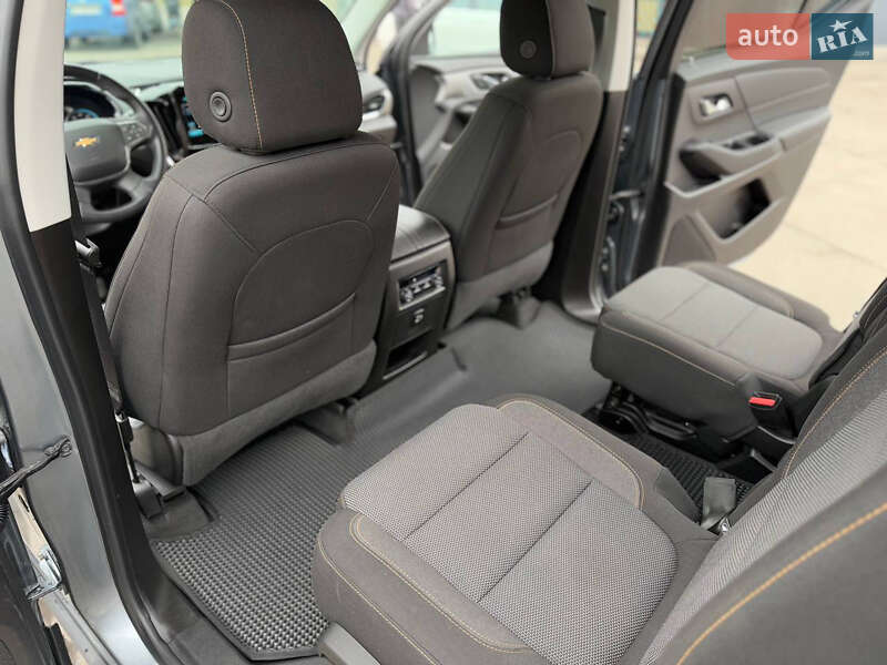 Позашляховик / Кросовер Chevrolet Traverse 2017 в Дніпрі фото 24 Позашляховик / Кросовер Chevrolet Traverse 2017 в Дніпрі