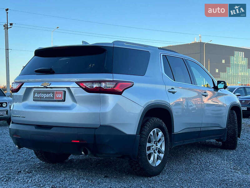 Внедорожник / Кроссовер Chevrolet Traverse 2017 в Львове