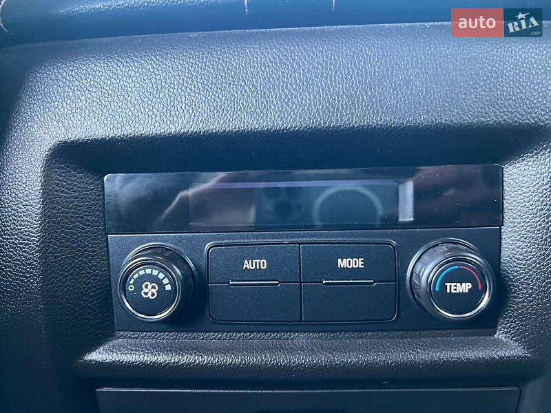 Внедорожник / Кроссовер Chevrolet Traverse 2017 в Львове