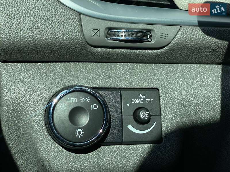 Внедорожник / Кроссовер Chevrolet Traverse 2017 в Киеве