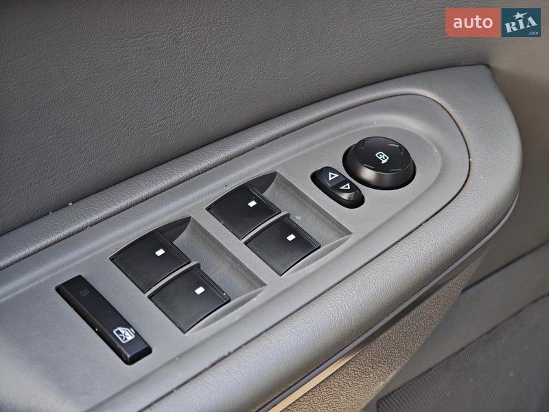 Внедорожник / Кроссовер Chevrolet Traverse 2015 в Харькове