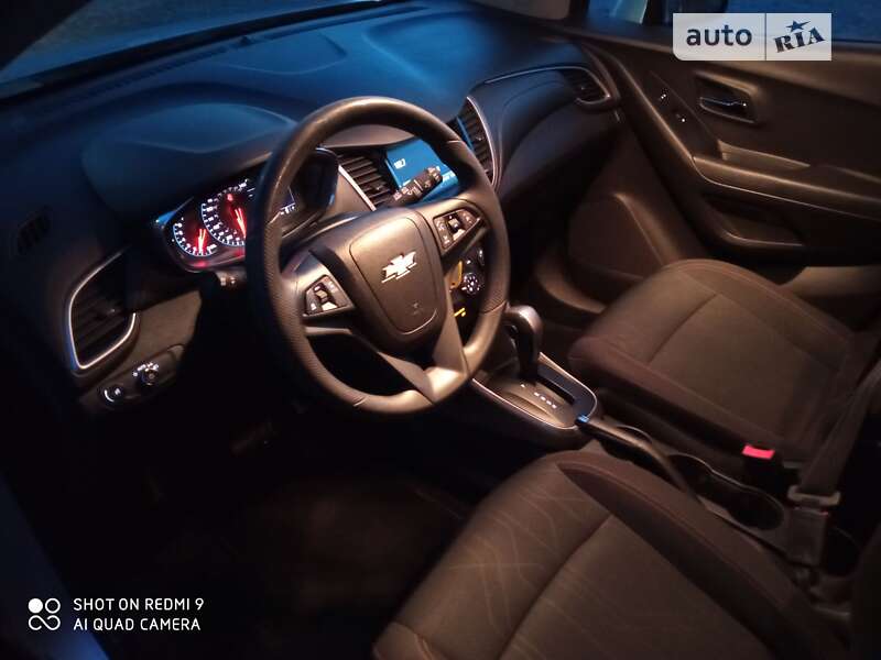 Внедорожник / Кроссовер Chevrolet Trax 2016 в Бучаче