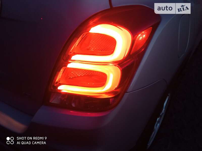 Внедорожник / Кроссовер Chevrolet Trax 2016 в Бучаче