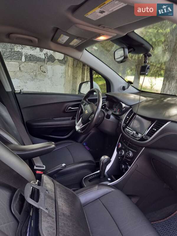 Внедорожник / Кроссовер Chevrolet Trax 2019 в Сарнах