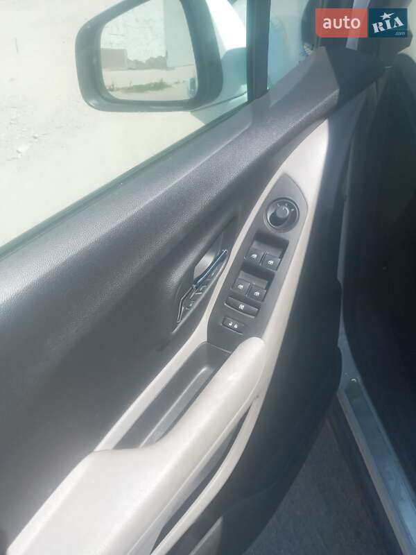 Внедорожник / Кроссовер Chevrolet Trax 2013 в Кропивницком
