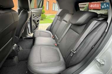 Внедорожник / Кроссовер Chevrolet Trax 2022 в 