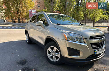 Внедорожник / Кроссовер Chevrolet Trax 2015 в 