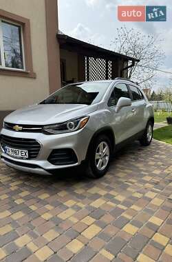 Внедорожник / Кроссовер Chevrolet Trax 2017 в Киеве