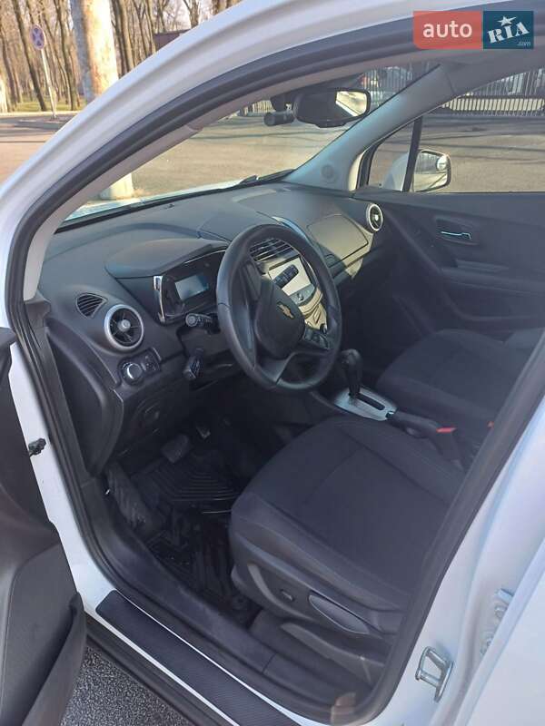 Внедорожник / Кроссовер Chevrolet Trax 2016 в Днепре